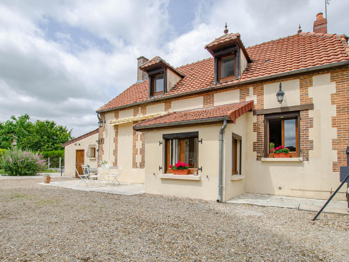 Gîte 6 personnes, jardin 700 m² et garage à Maizières-la-Grande-Paroisse - Photo 1