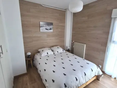 Appartement 4 pièces rénové, 2 terrasses et parking : photo 6