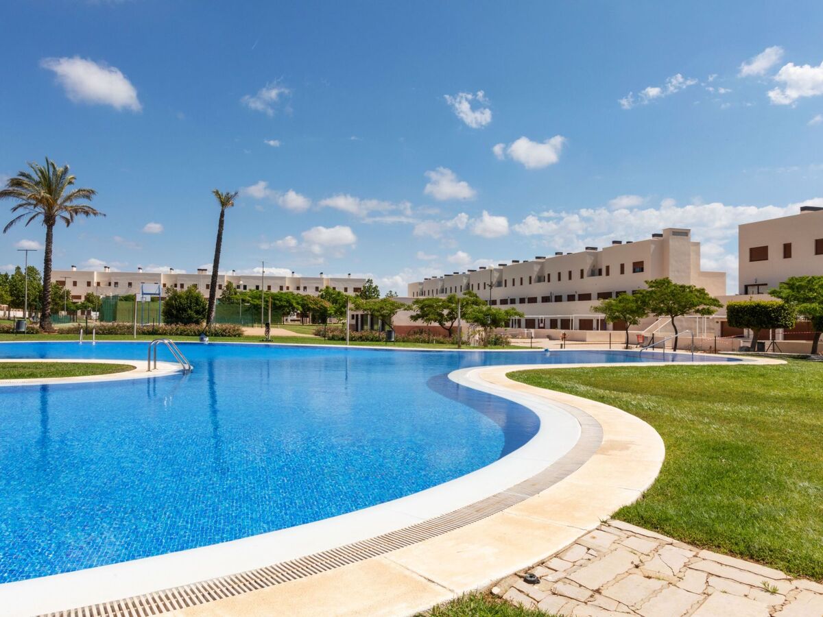 Appartement Pons 3 pièces, résidence Detinsa avec piscine - Photo 1