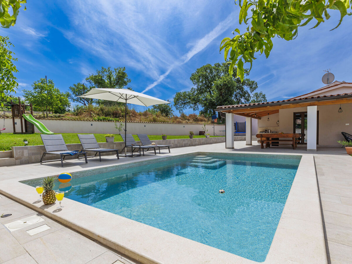 Maison Nina avec piscine privée à Barban - Photo 1