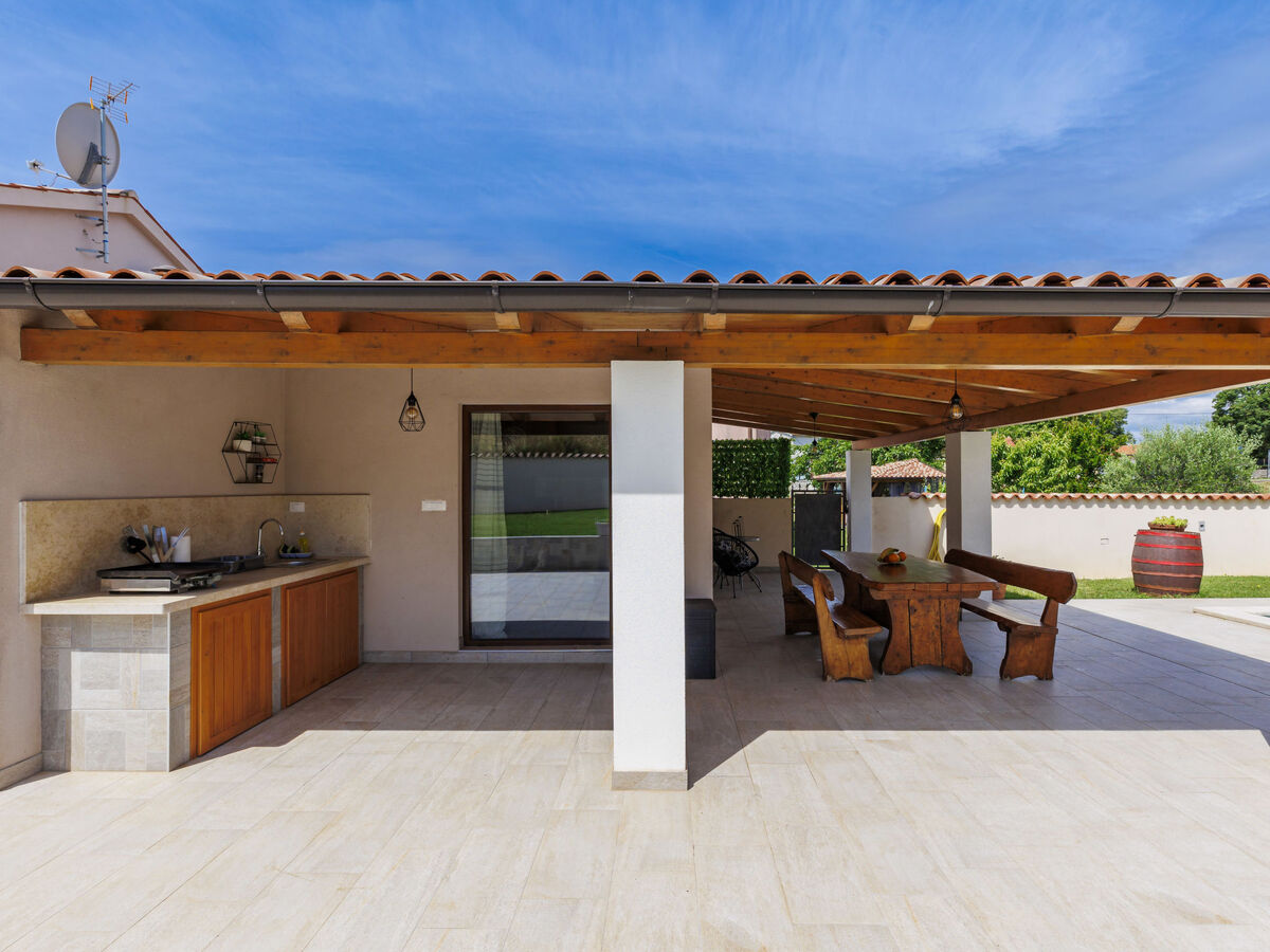 Maison Nina avec piscine privée à Barban - Photo 8