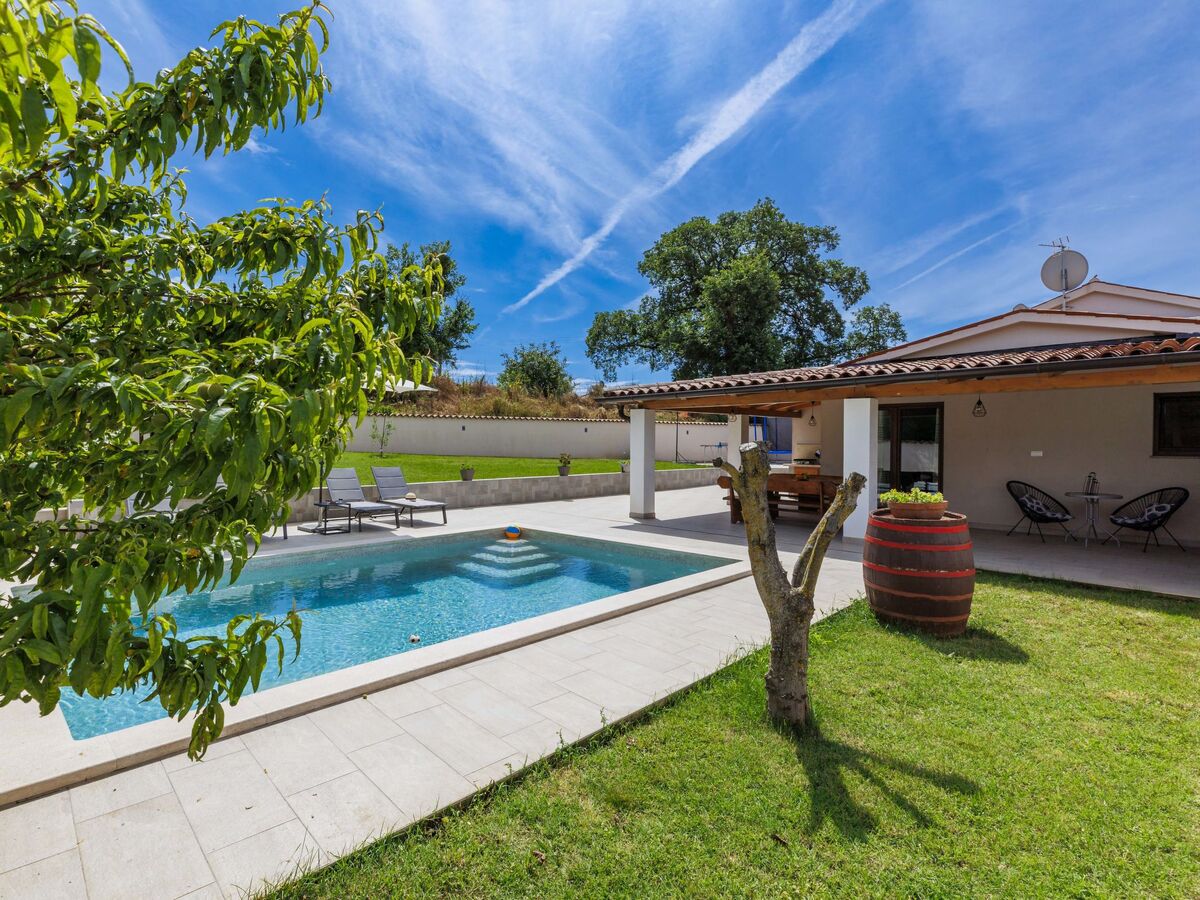 Maison Nina avec piscine privée à Barban - Photo 31