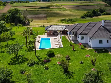 Villa Lavanda Križevci : maison 7 pers. avec piscine : photo 8