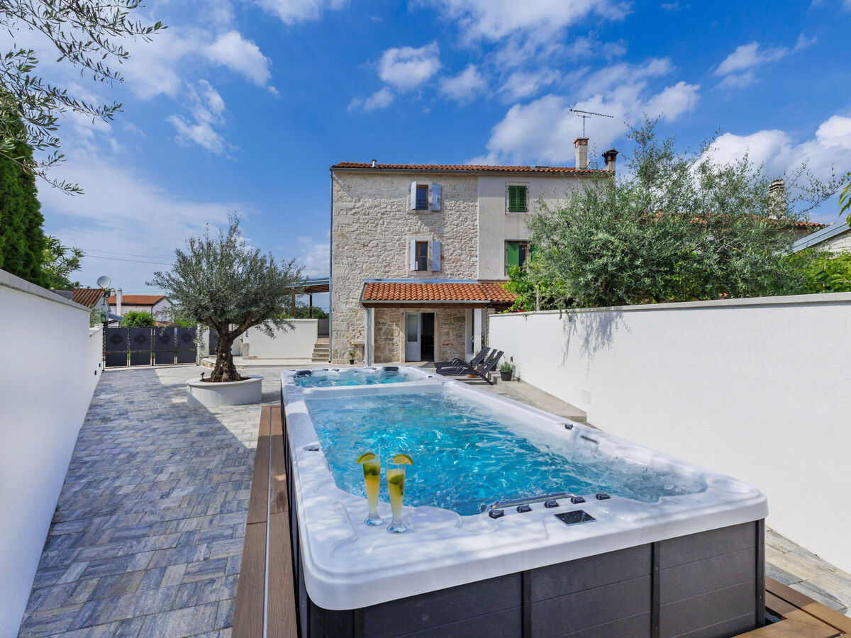 Villa Lucky : maison avec piscine privée à Poreč - Photo 15