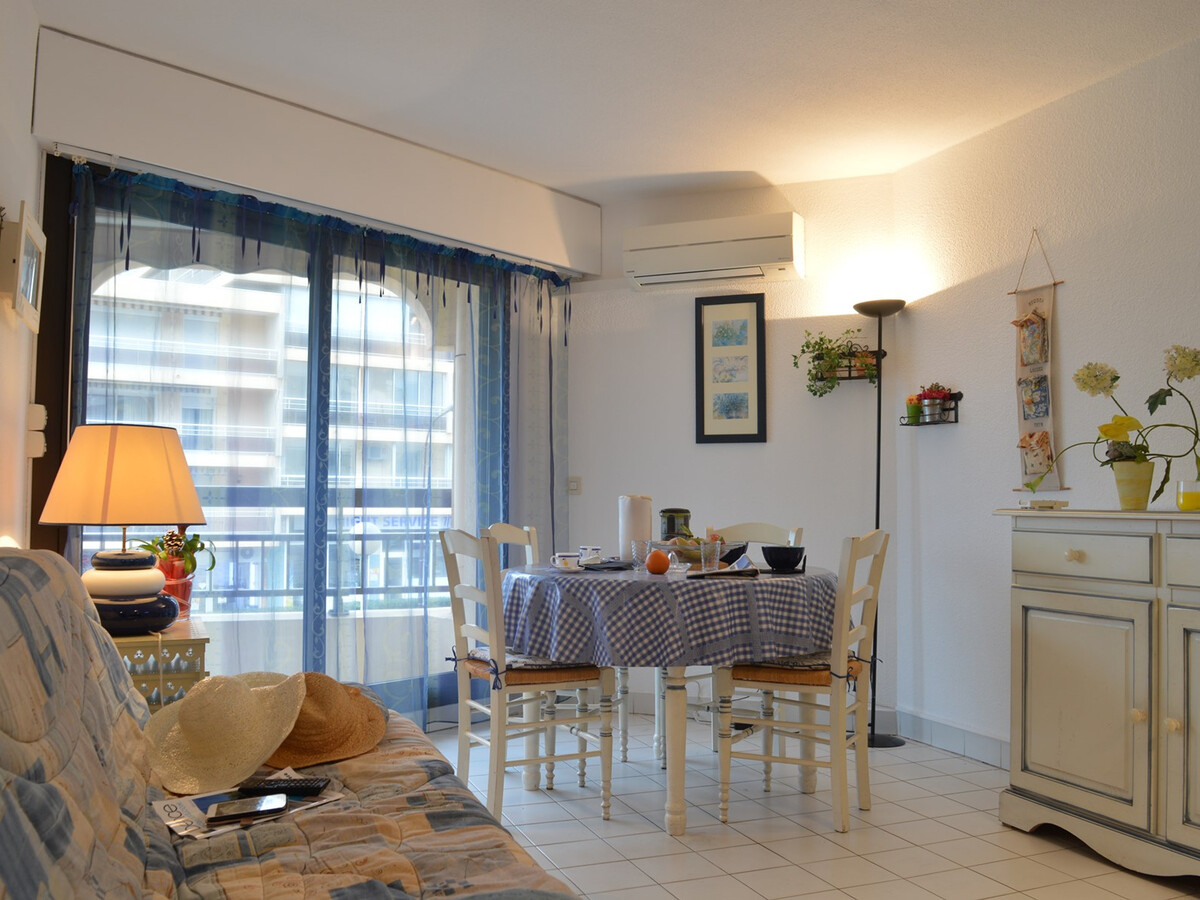 Appartement vue mer à Fréjus, terrasse face à la plage - Photo 2