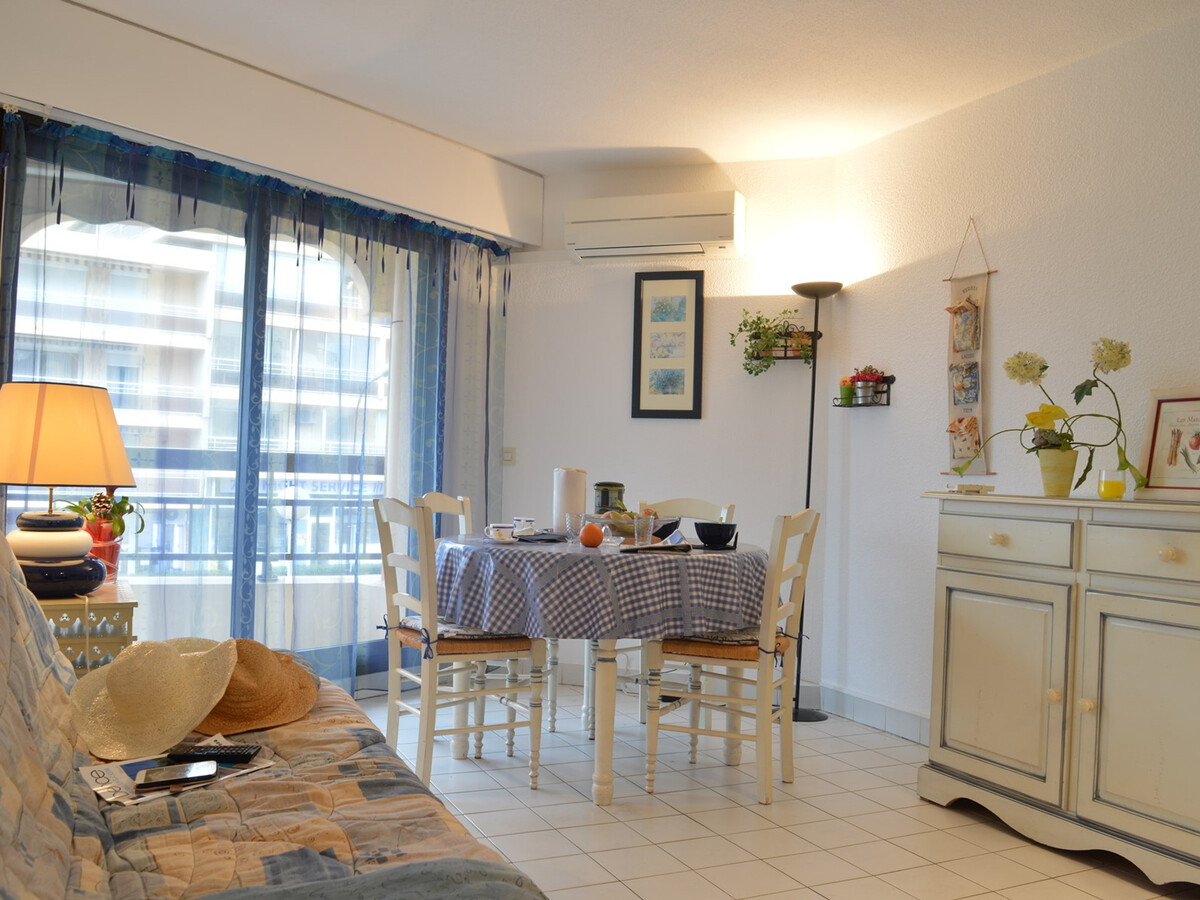 Appartement vue mer à Fréjus, terrasse face à la plage - Photo 4