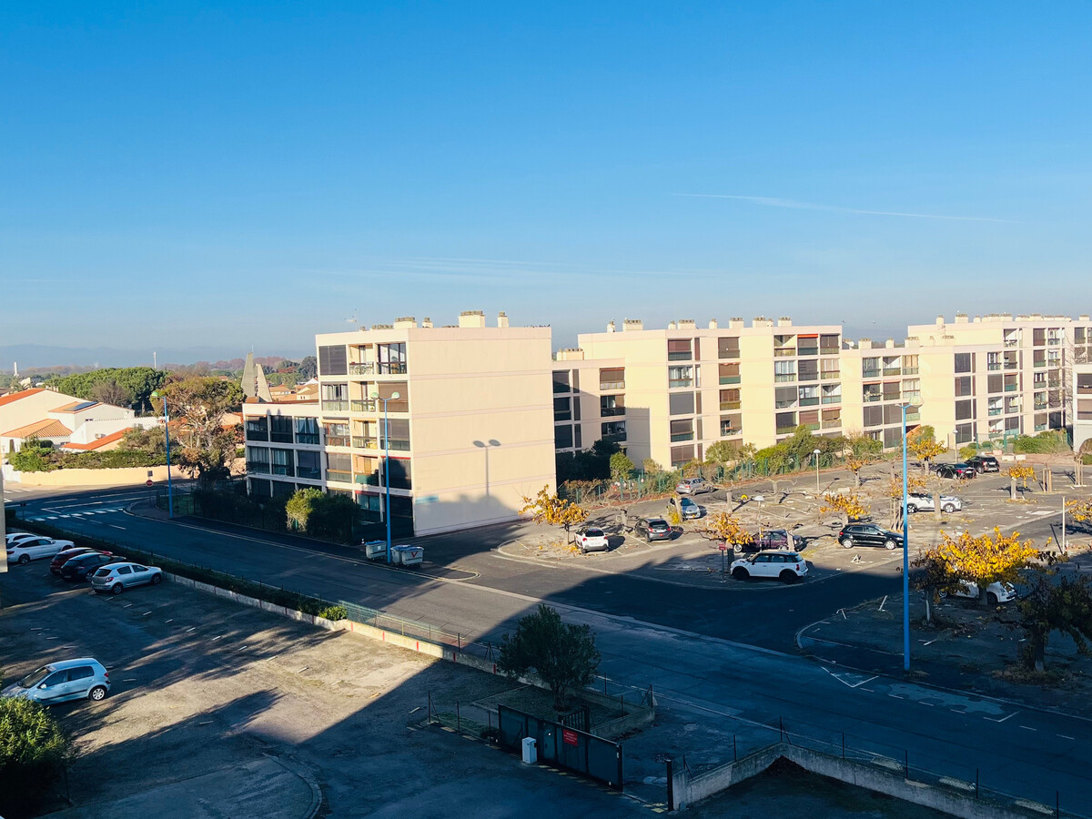 T2 Saint-Cyprien : terrasse, clim et parking près plage - Photo 14