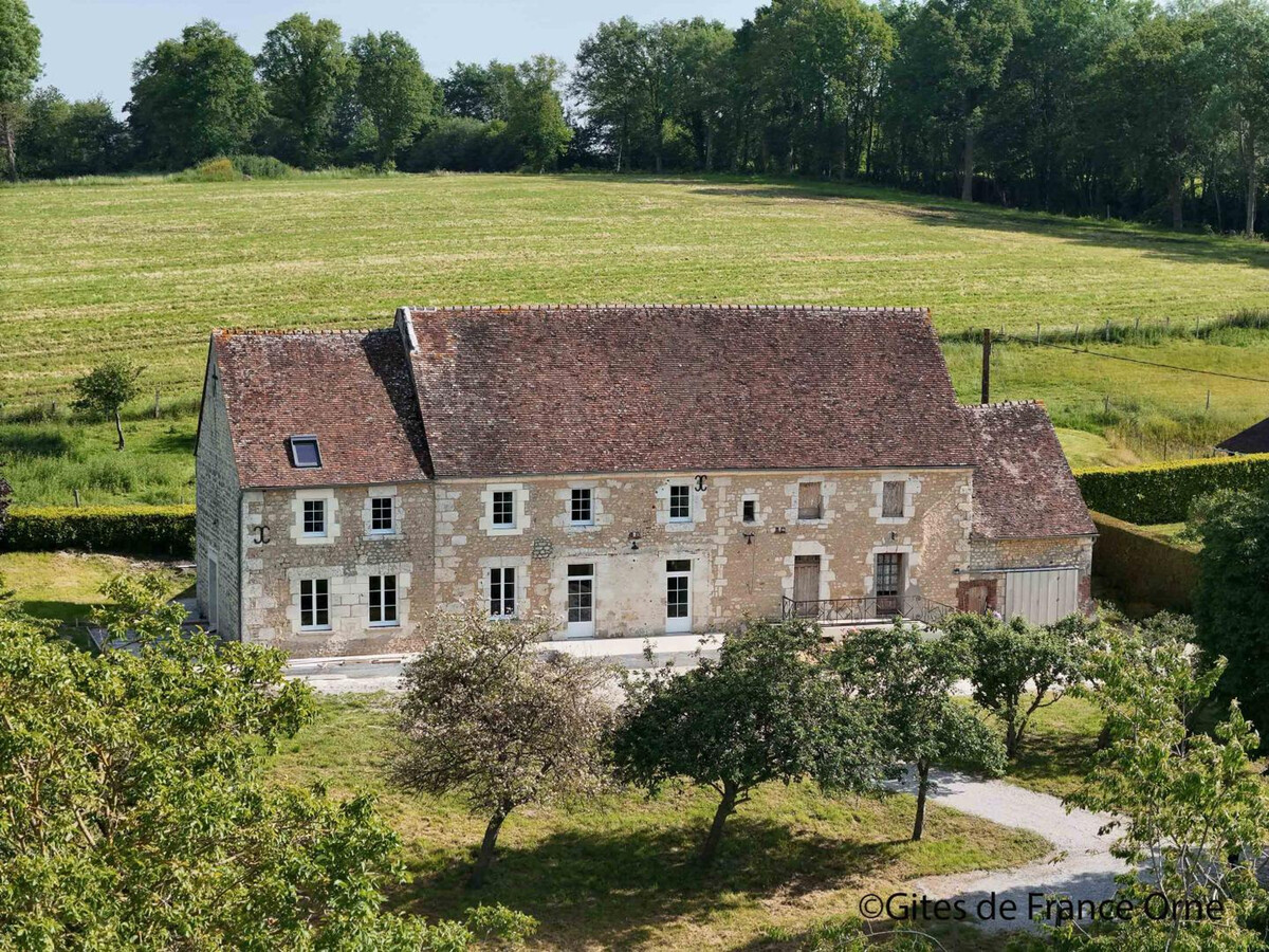Gîte 11 pers, 3 chambres - Cheminée & babyfoot - Photo 1