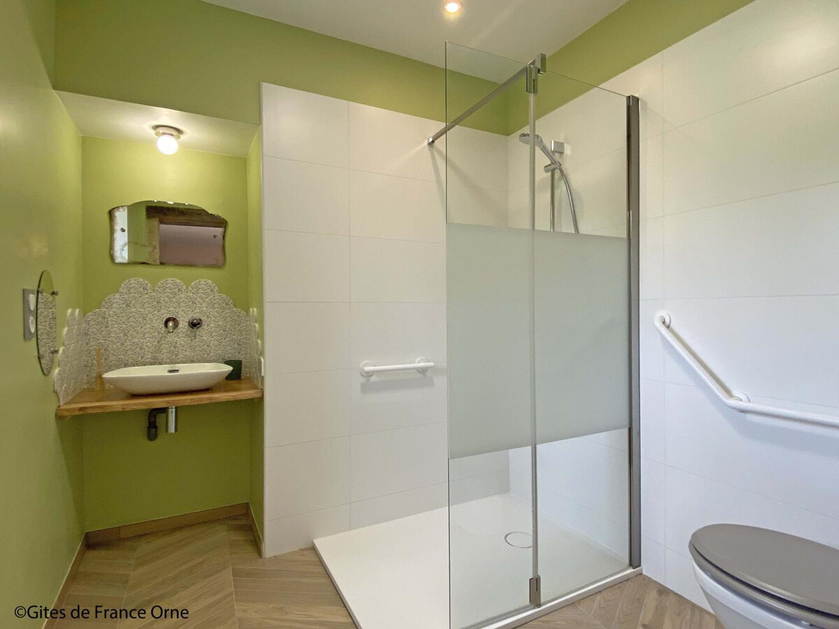 Gîte 11 pers, 3 chambres - Cheminée & babyfoot - Photo 9