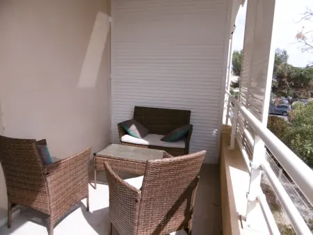 Location appartement à Narbonne, Narbonne Plage - T4 Moderne 70m² - 1er Étage avec Ascenseur - Proche Plage - Parking - 6 Personnes