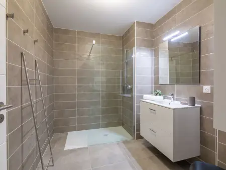 Le Clos d'Alice - Apt 75m² terrasse & piscine : photo 14