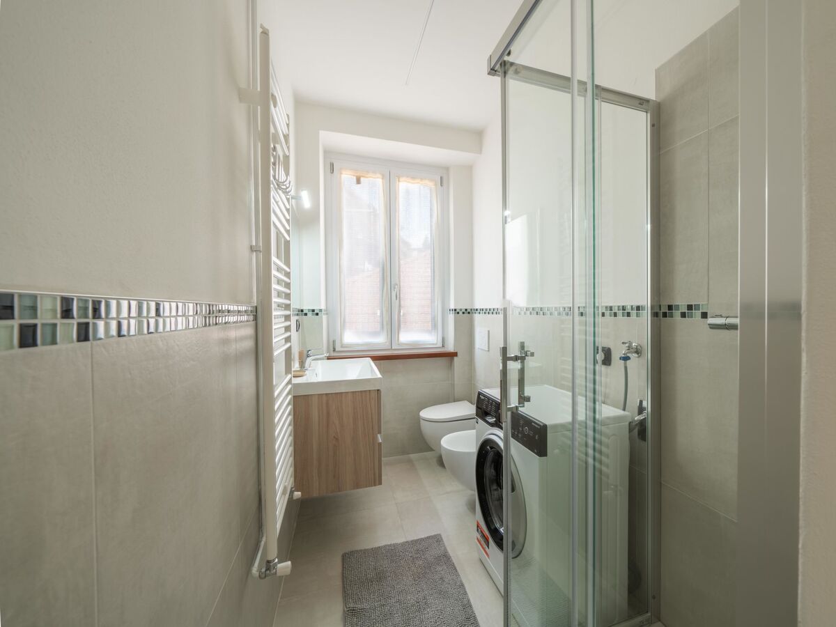 Matilde – Appartement 3 pièces rénové 2024 à Luino - Photo 15
