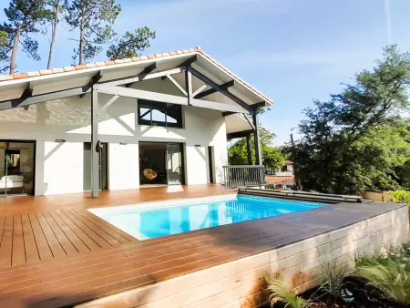 Location villa à Capbreton, Villa de Prestige avec Piscine Chauffée, Proche Plages et Port de Capbreton