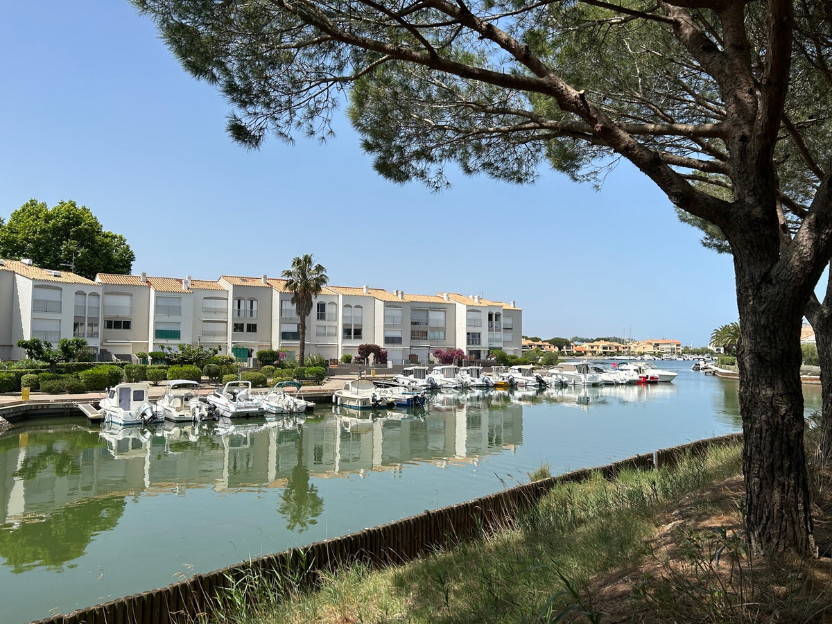 T2 mezzanine Saint-Cyprien, vue lagune et mer - Photo 12