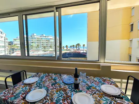 T3 Canet-en-Roussillon : piscine, garage & vue mer : photo 3