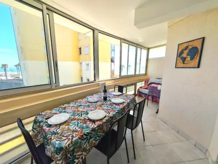T3 Canet-en-Roussillon : piscine, garage & vue mer : photo 4