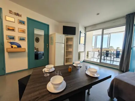 T3 Canet-en-Roussillon : piscine, garage & vue mer : photo 5