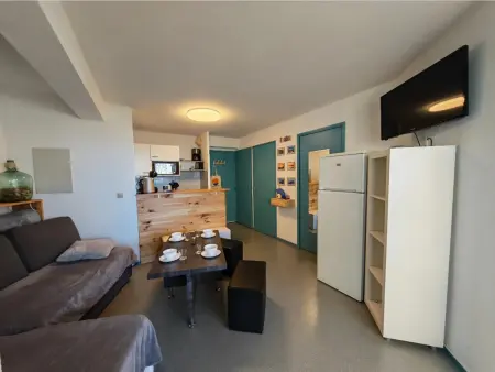 T3 Canet-en-Roussillon : piscine, garage & vue mer : photo 6