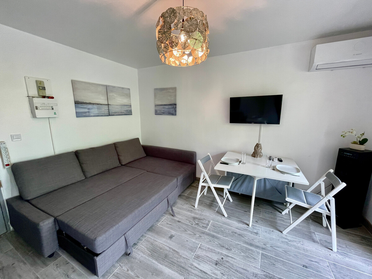 Studio rénové 50m plage à Gruissan, climatisé, parking - Photo 9