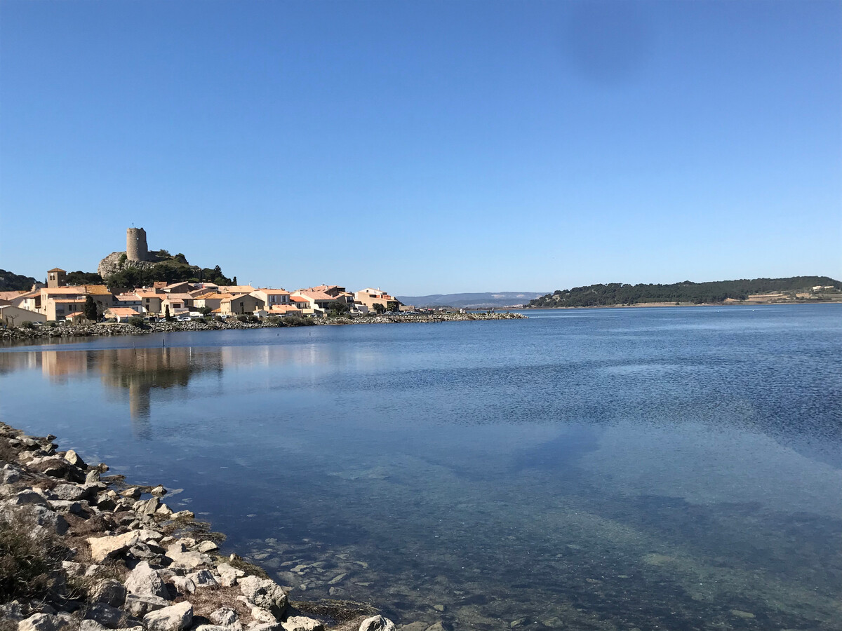 Studio Cabine Gruissan avec vue port, 4 pers, parking - Photo 11