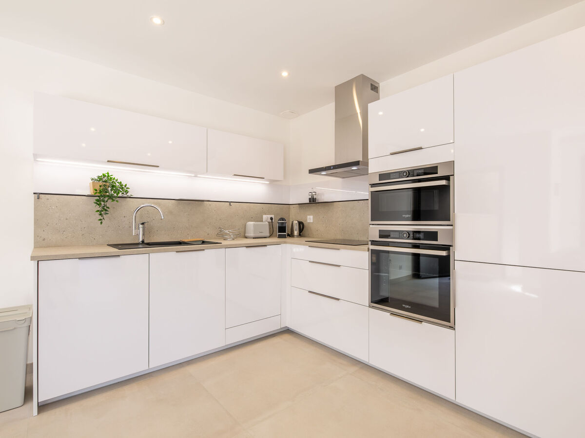 Appartement Kaori rénové 2024, jardin privé, Sainte-Maxime - Photo 2