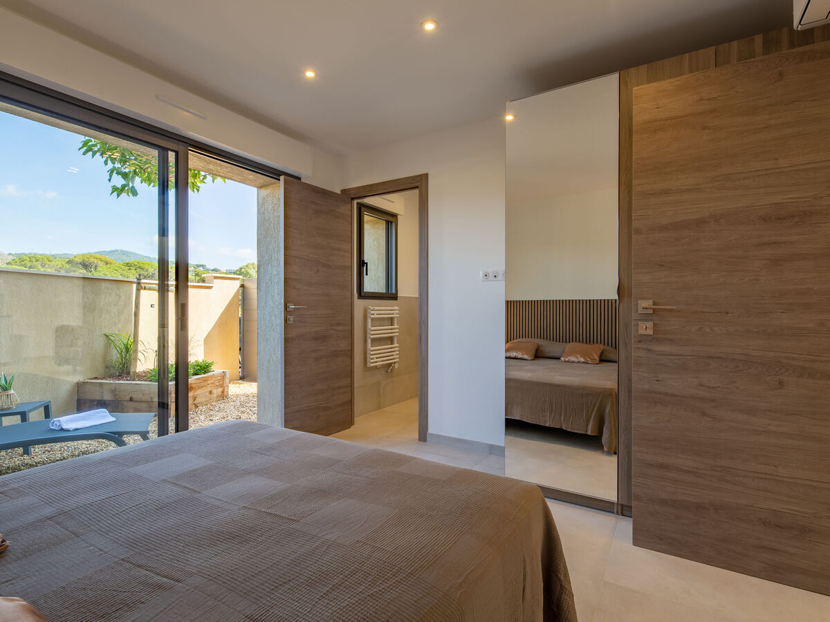 Appartement Kaori rénové 2024, jardin privé, Sainte-Maxime - Photo 3