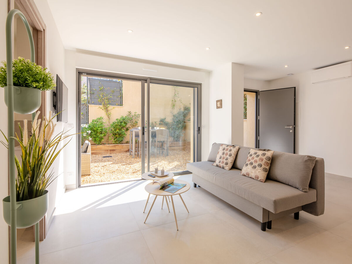 Appartement Kaori rénové 2024, jardin privé, Sainte-Maxime - Photo 5