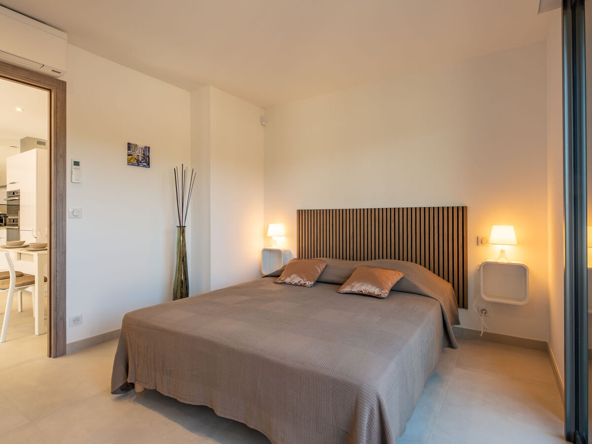 Appartement Kaori rénové 2024, jardin privé, Sainte-Maxime - Photo 10