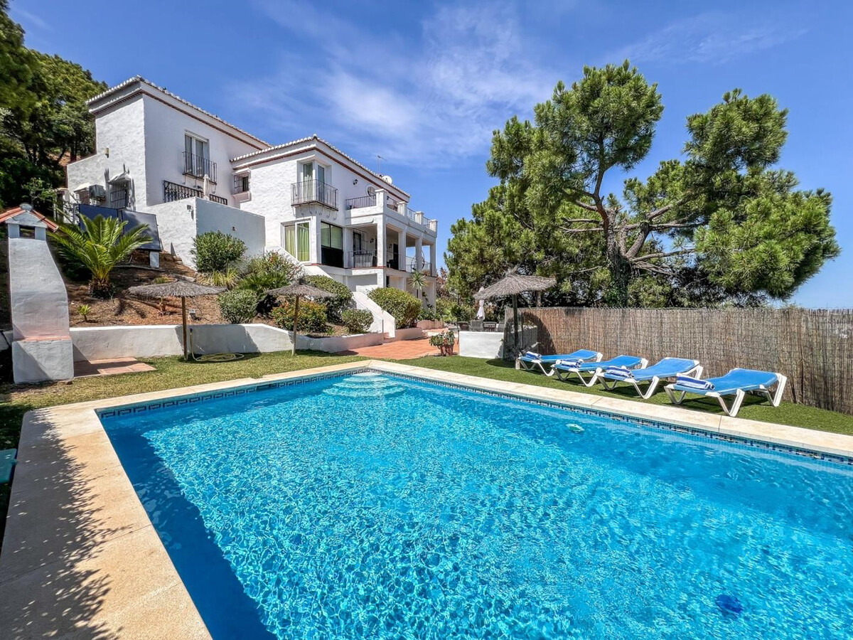 Villa 3 chambres avec piscine privée et vue mer à Estepona - Photo 2