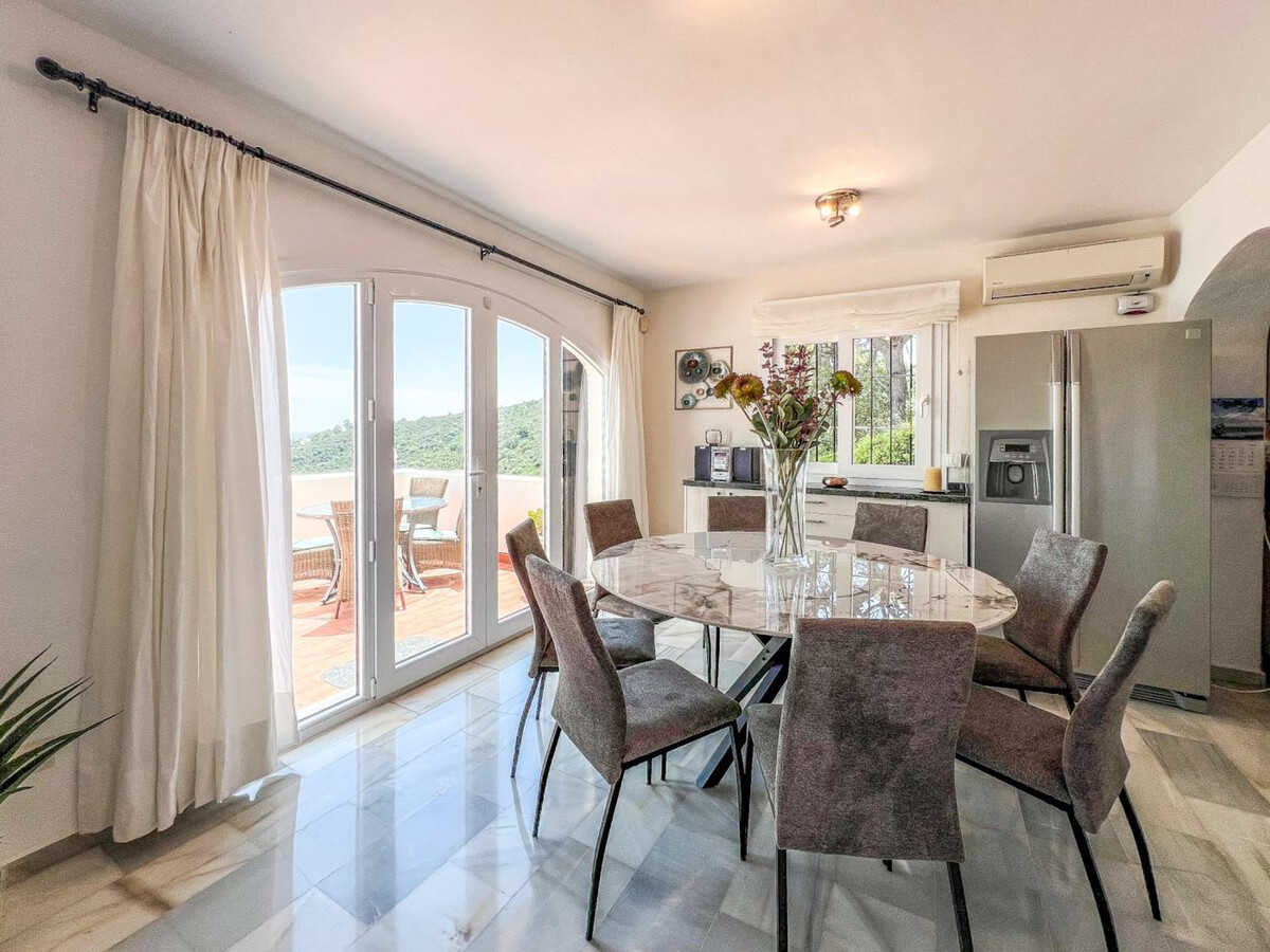 Villa 3 chambres avec piscine privée et vue mer à Estepona - Photo 18