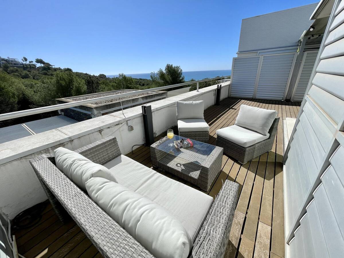 Maison 3 chambres avec piscine et vue mer à Sant Pere de Ribes - Photo 1
