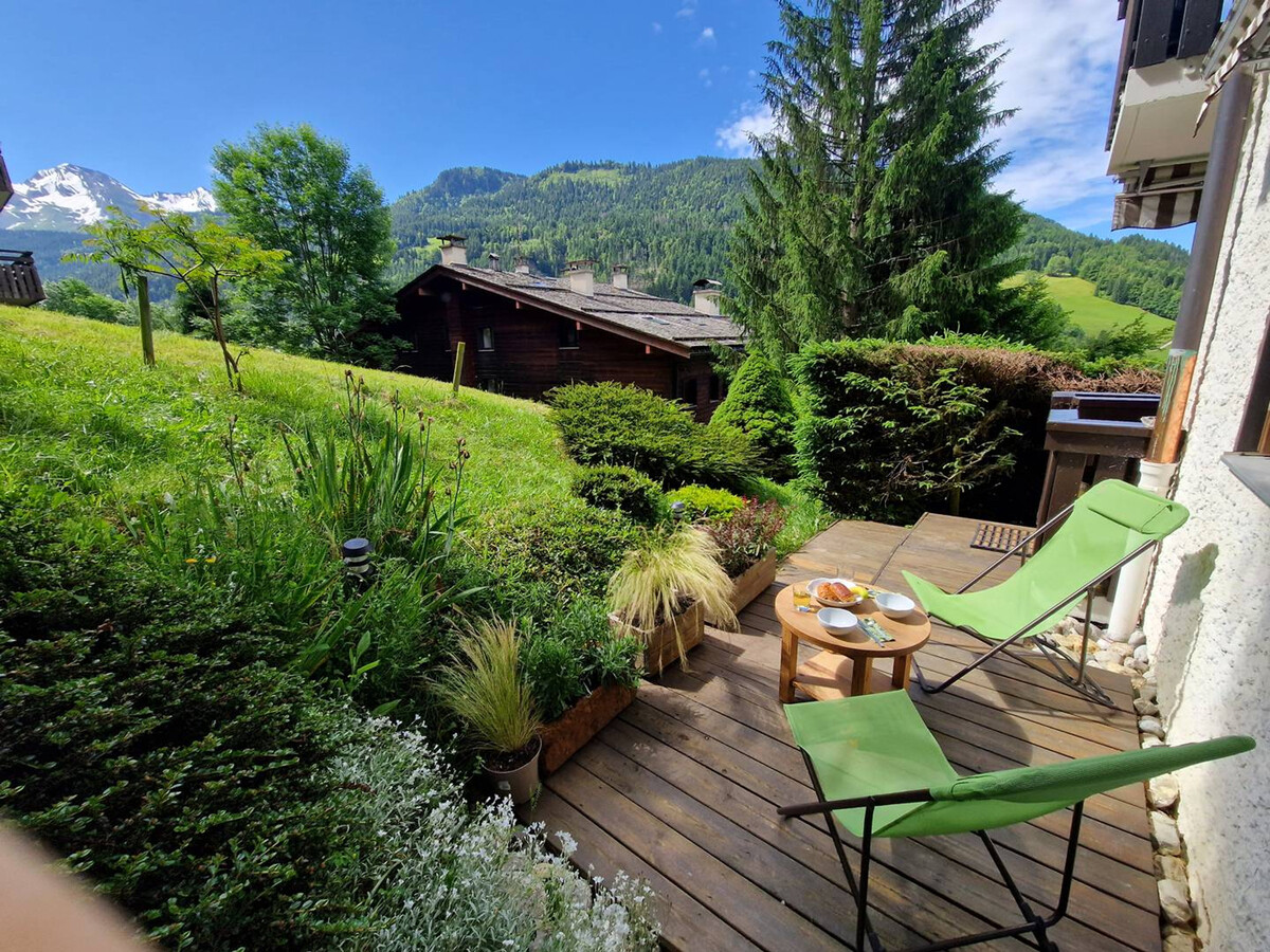T2 rénové au Grand-Bornand, balcon et terrasse vue Aravis - Photo 19
