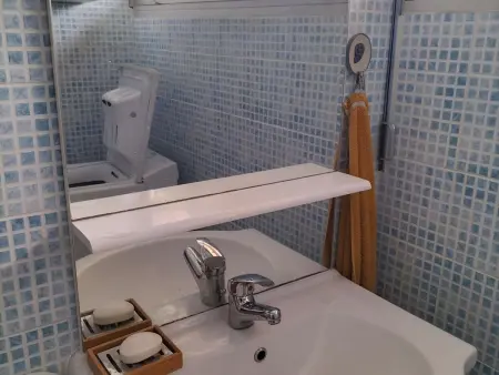 Appartement 2 pièces climatisé avec vue mer, Port Camargue : photo 11