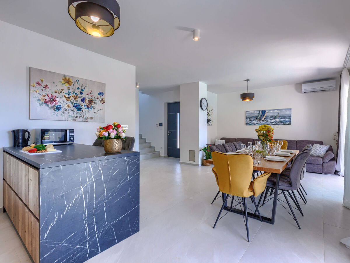 Villa David 4 chambres avec piscine chauffée à Medulin - Photo 14