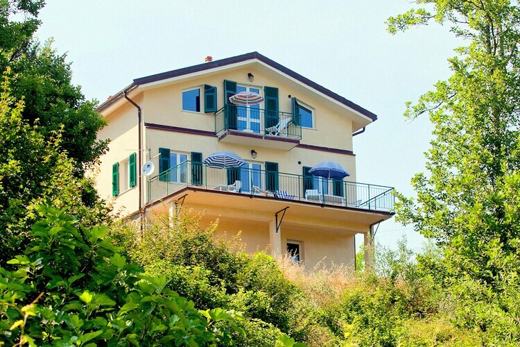 Villa Crocetta Uno Extra à Sesta Godano - Photo 1