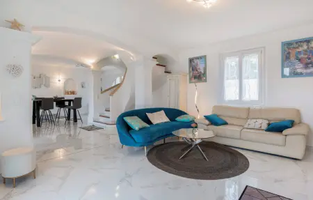 Maison 5 chambres avec piscine à Saint-Maxime : photo 4