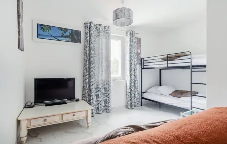 Maison 5 chambres avec piscine à Saint-Maxime : photo 22