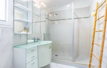 Maison 5 chambres avec piscine à Saint-Maxime : photo 23