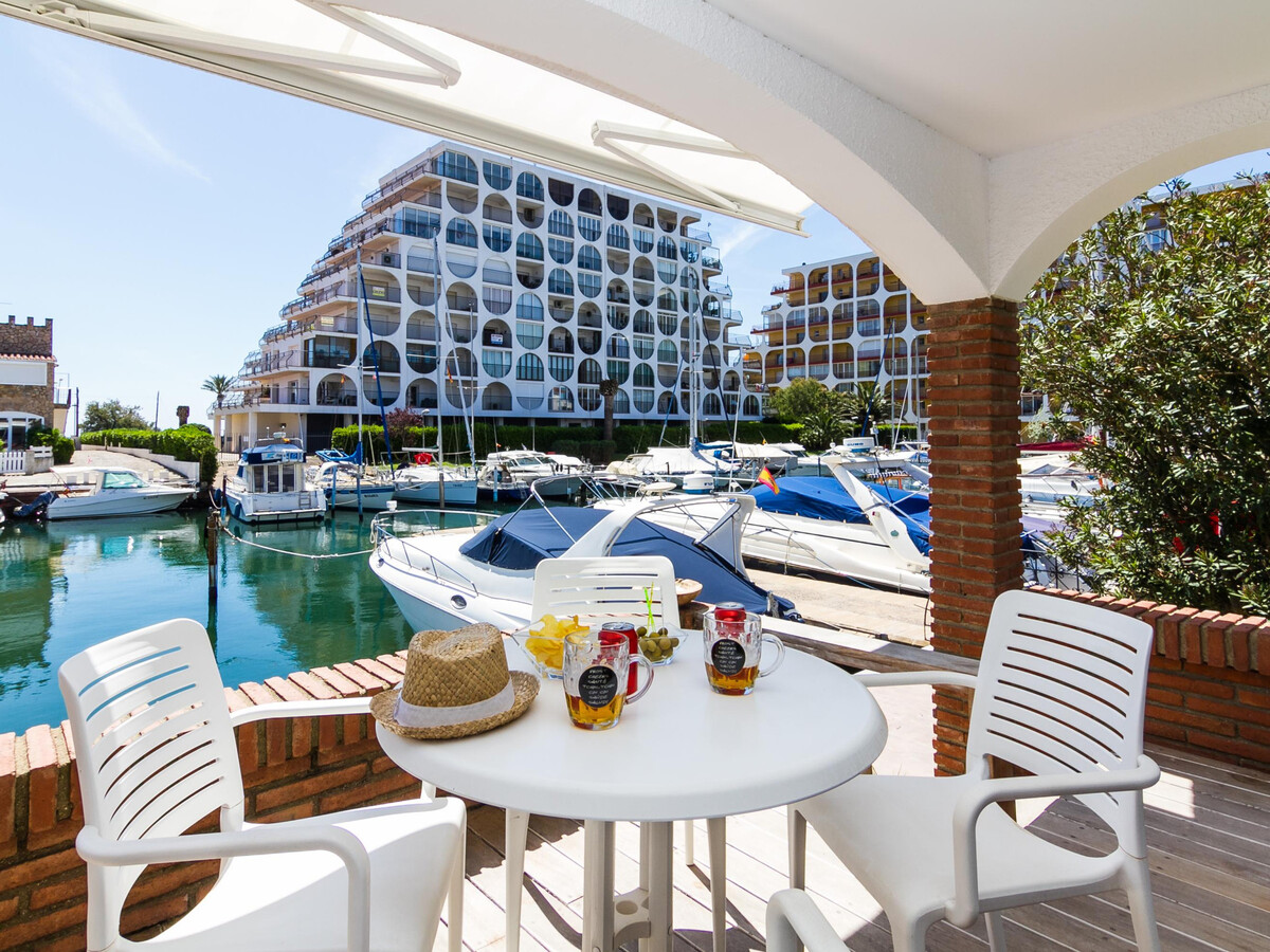 Maison Vista Roses Mar - Canal et plage à Empuriabrava - Photo 1