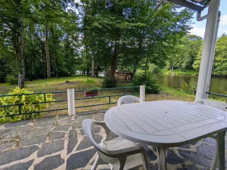 Gîte sur île privée en Berry, accès passerelle : photo 18