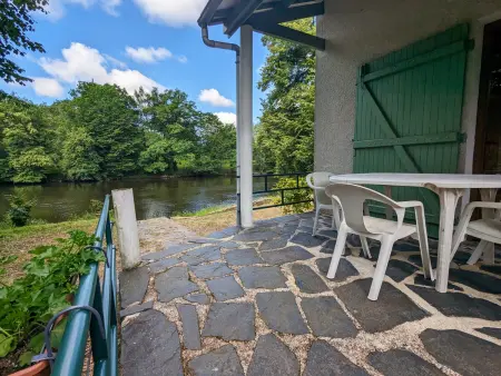 Gîte sur île privée en Berry, accès passerelle : photo 19