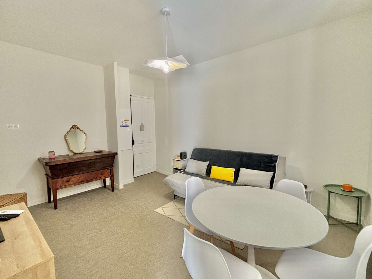 Appartement climatisé centre-ville Ajaccio, cours Napoléon - Photo 1
