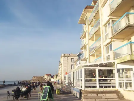 T2 front de mer avec balcon à Wimereux : photo 9