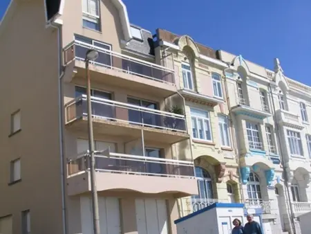 T2 front de mer avec balcon à Wimereux : photo 11
