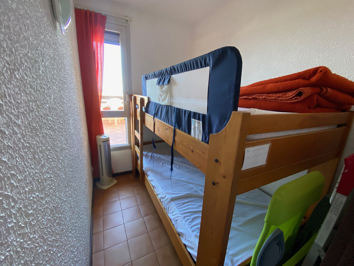 Studio cabine 4 pers. face mer avec parking à Port Leucate - Photo 11
