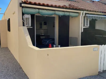 Location appartement à Port Leucate, Villa Studio Climatisée 2/3 Pers. Port Leucate, Parking Sécurisé