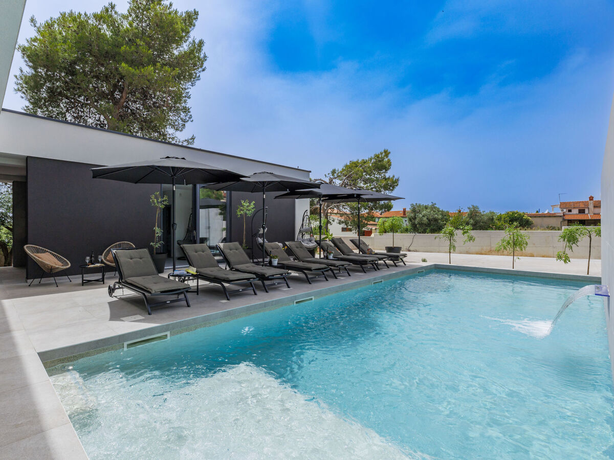 Villa Nika : 4 chambres, piscine chauffée, spa - Photo 7