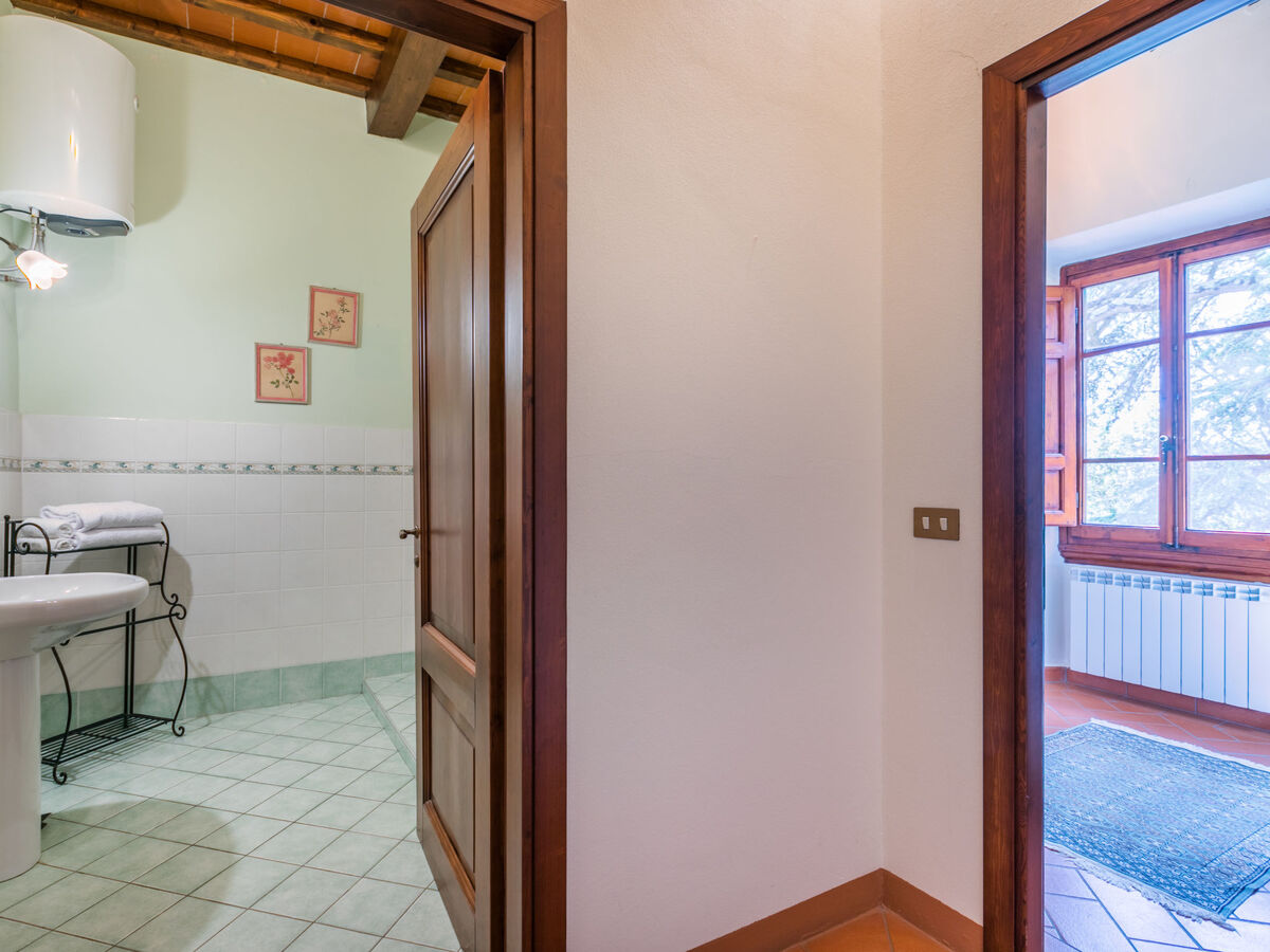 Villa il Giglio – Maison toscane avec jacuzzi à San Casciano - Photo 37