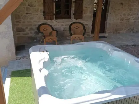 Gîte Marmiton : SPA montagne & vue vallons : photo 34