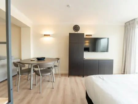 White Mountains Retreats : studio vue ville à Blankenberge : photo 4
